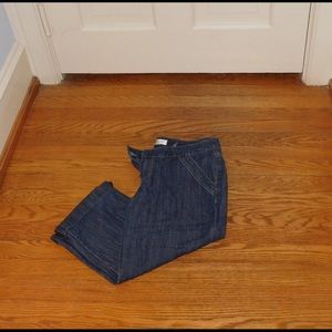 Cropped dark wash jean